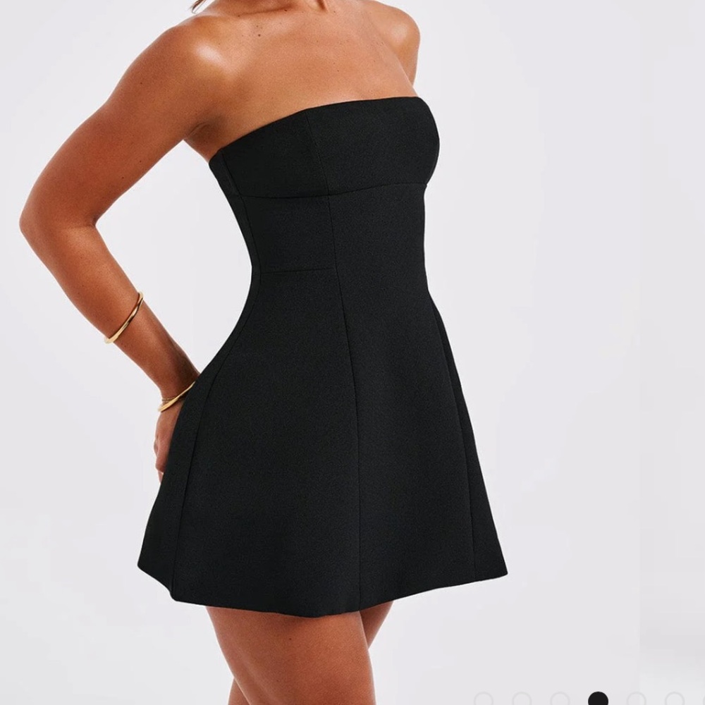 Babyboo Asha Mini dress black size small.
